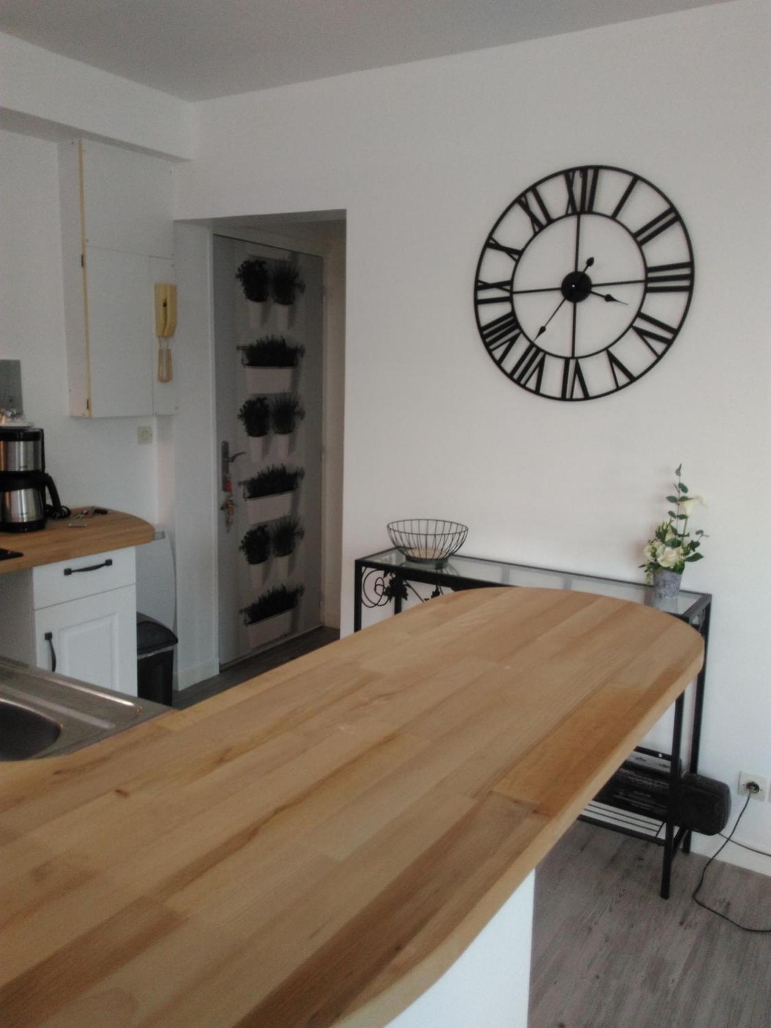 24 fois Plus Le Mans Extérieur photo